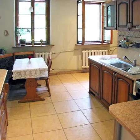 Dwor * Jeziory Wielkie