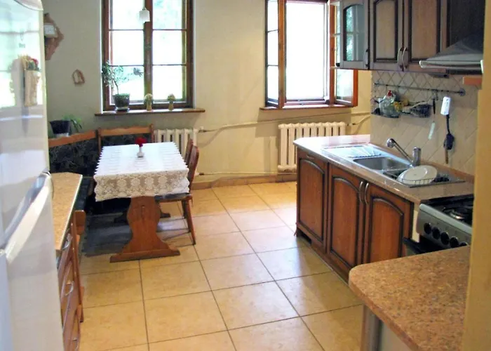 Dwor * Jeziory Wielkie